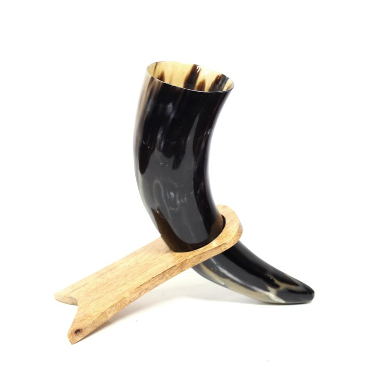 Viking Drinking Horn Hand-Polished To a Smooth Finish And Fitted With a Food-Safe