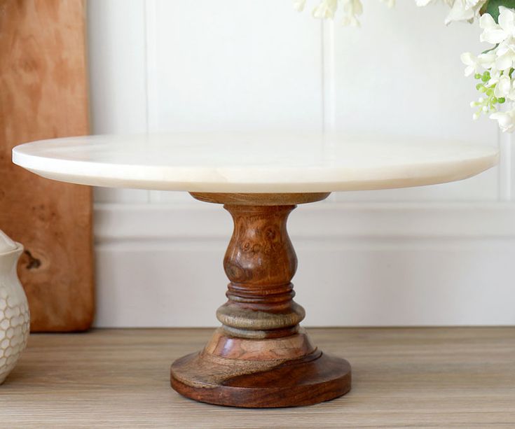 Resin And Wooden Cake Stand Everyday Use This Cake Stand