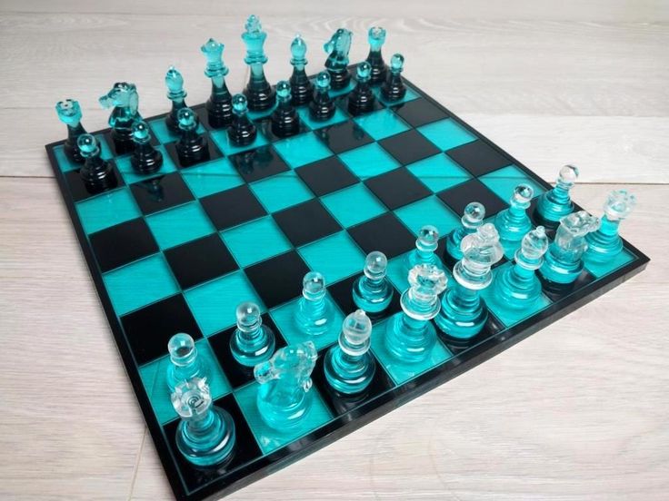 Resin Chess Set Made From High-Quality Urable Resin