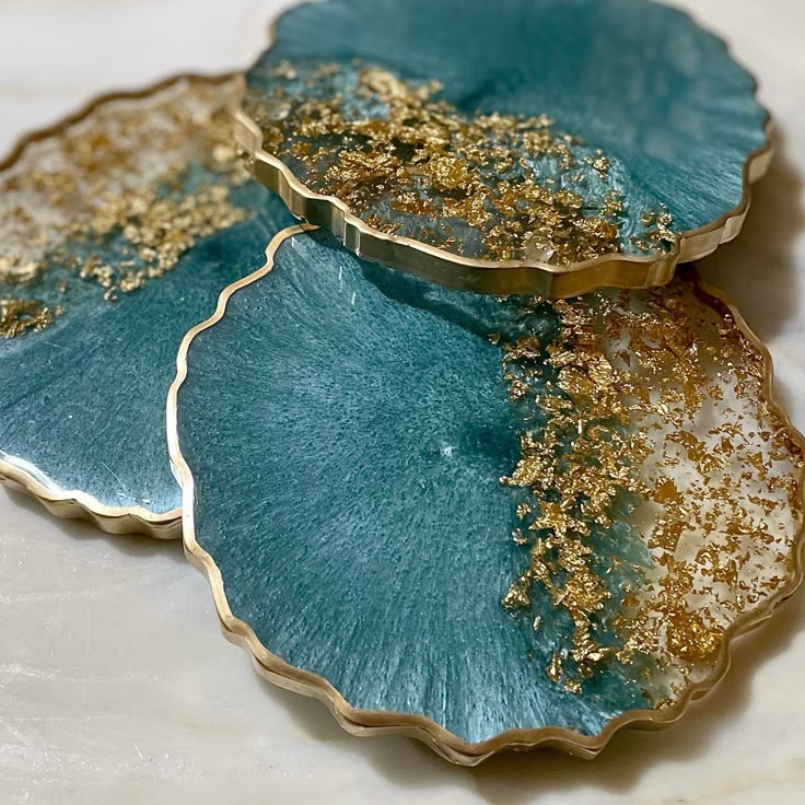 Resin Coasters Crafted From High-Quality Natural