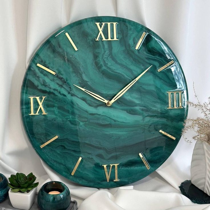 Wooden And Resin Clock With Colorful Resin Patterns