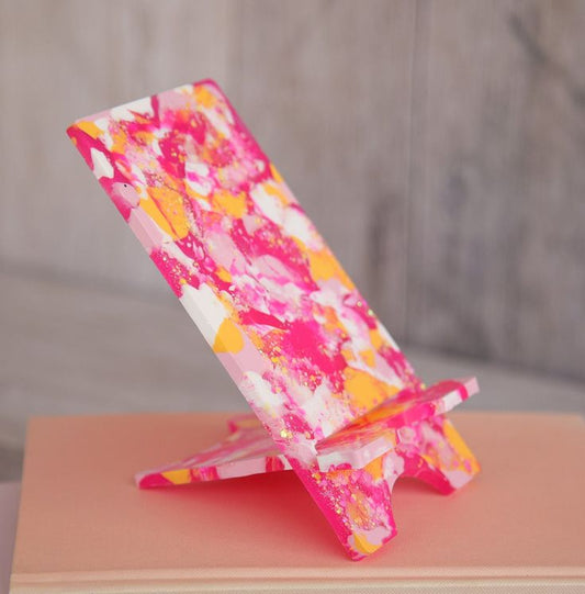 Resin Mobile Stand Perfect For Stylish And Stable Phone Display.