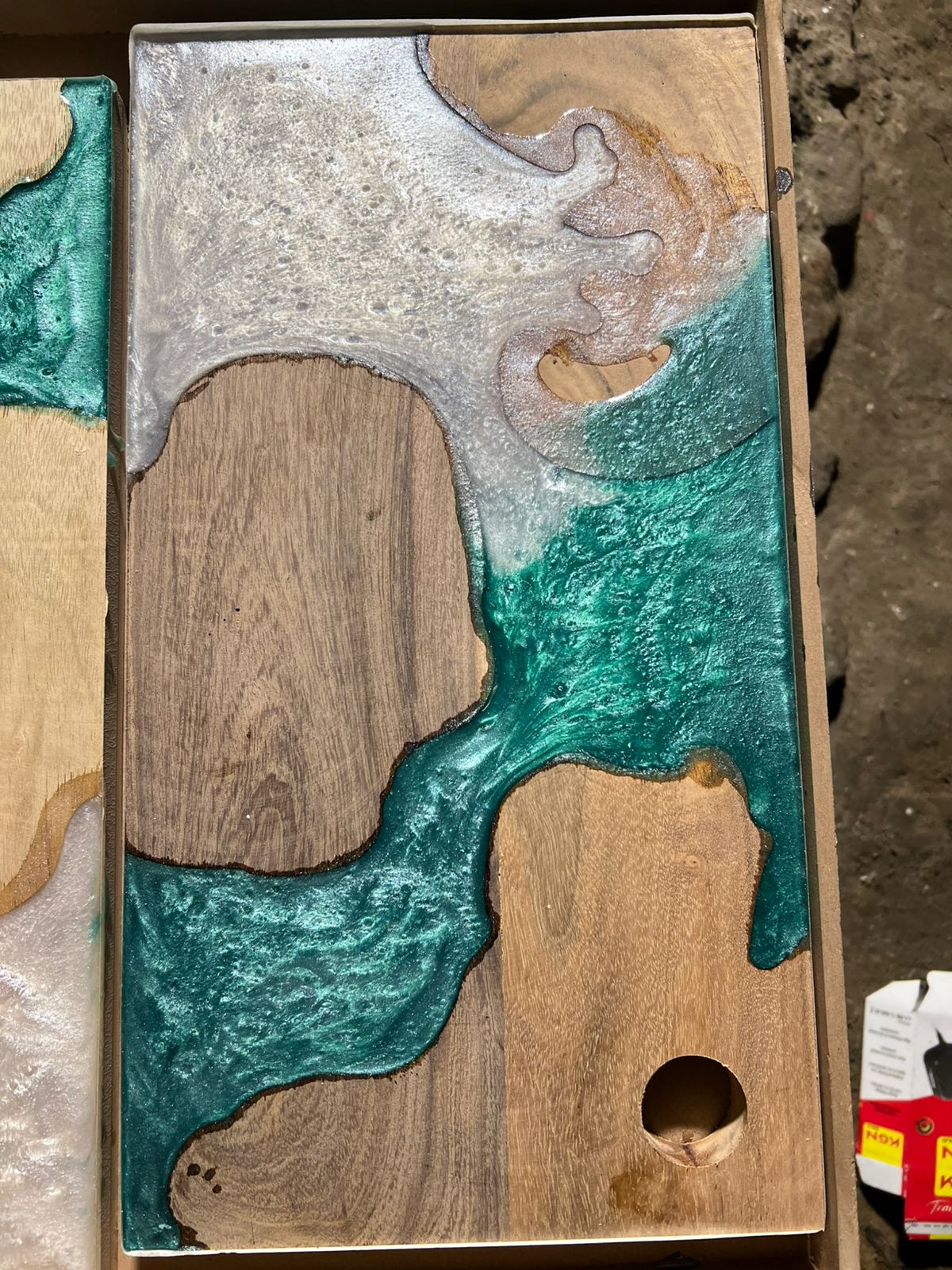 Wooden And Resin Chopping Stylish Board