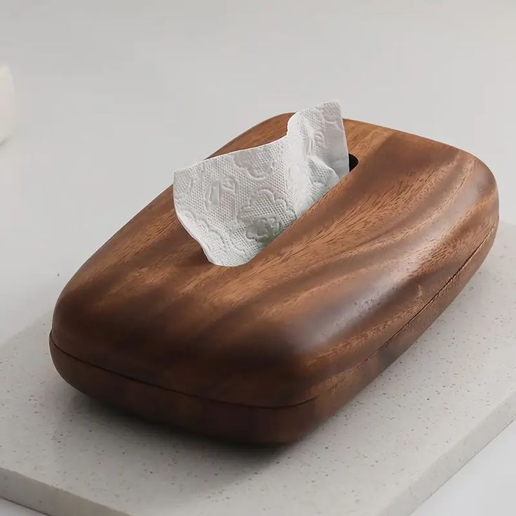 Wooden Tissue Holder Natural material